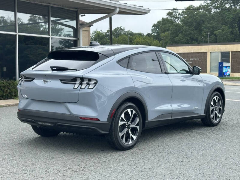 2025 Ford Mustang Mach-E Select