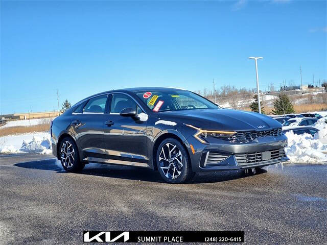 2025 Kia K5 EX