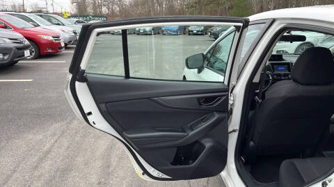 2019 Subaru Impreza 2.0i