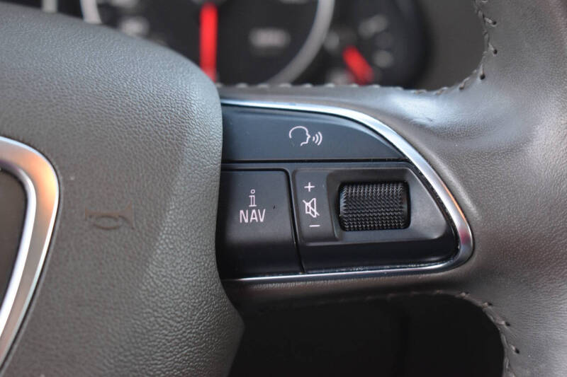 2015 Audi Q5 2.0T quattro Premium Plus