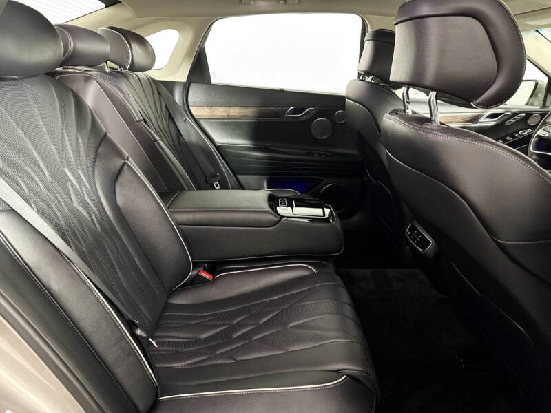 2021 Genesis G80