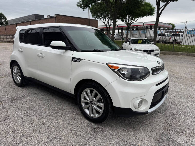 2018 Kia Soul +