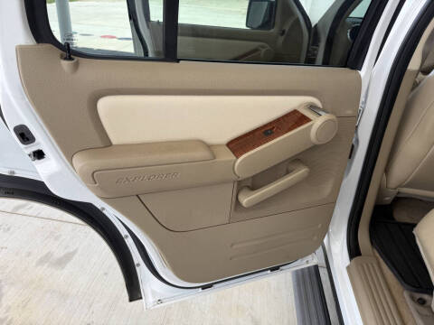 2010 Ford Explorer Eddie Bauer