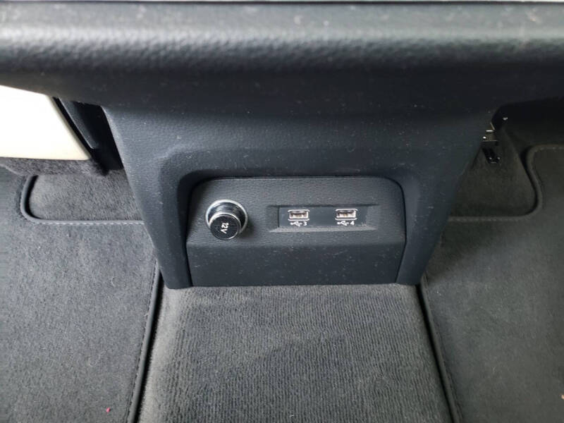 2019 Audi e-tron quattro Prestige