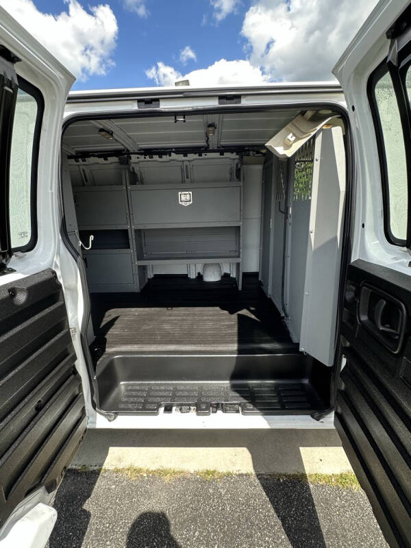 2019 Chevrolet Express 2500