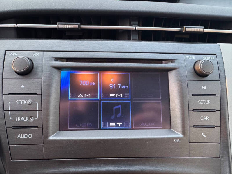 2012 Toyota Prius Two