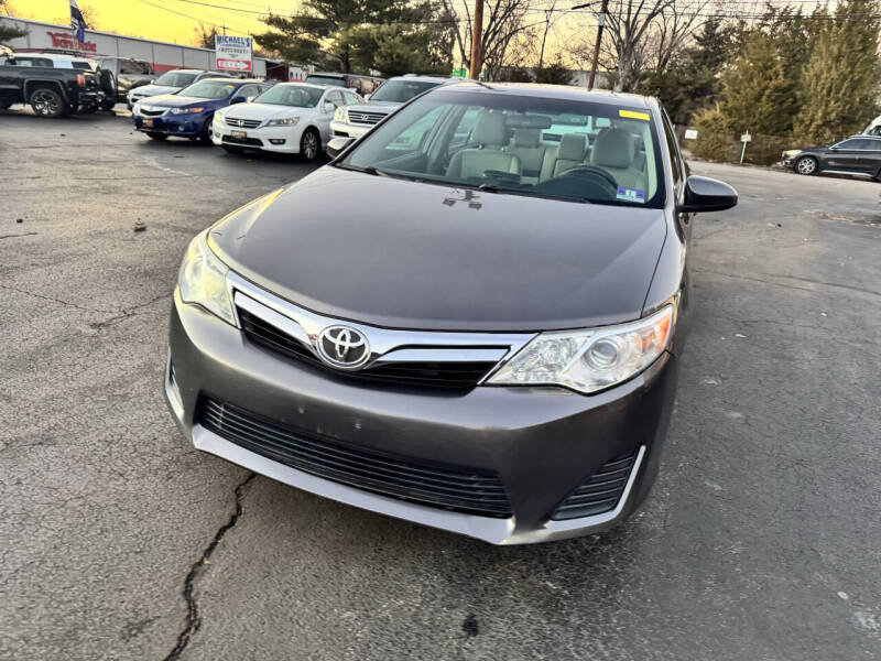 2014 Toyota Camry LE