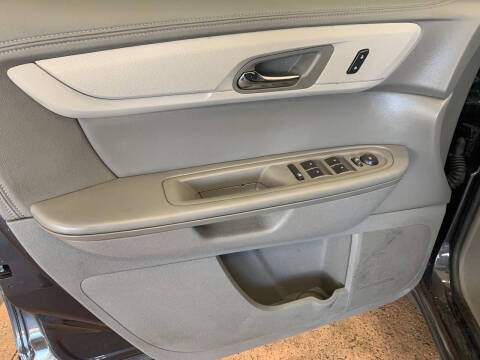 2017 Chevrolet Traverse LS