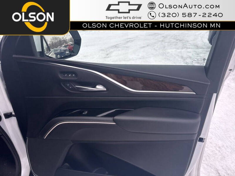 2022 Cadillac Escalade ESV Premium Luxury Platinum