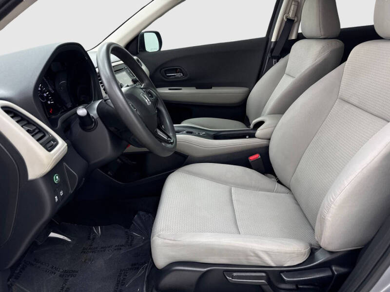 2020 Honda HR-V LX