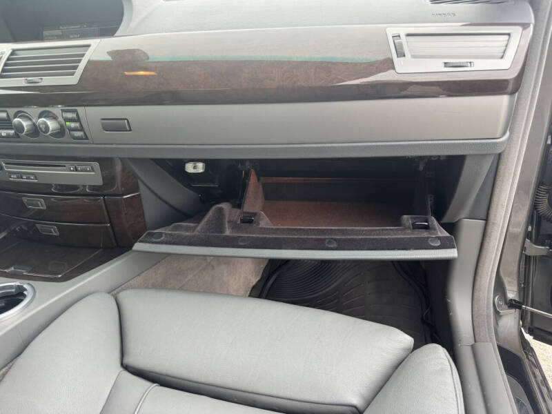2007 BMW 7 Series 750i
