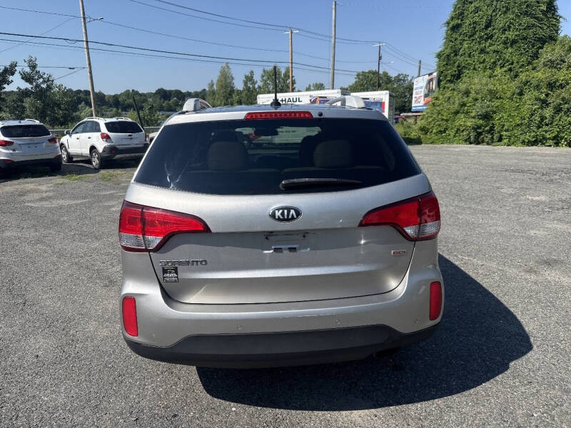 2015 Kia Sorento LX