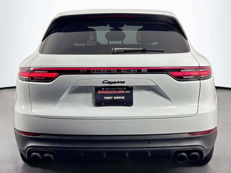 2022 Porsche Cayenne E-Hybrid