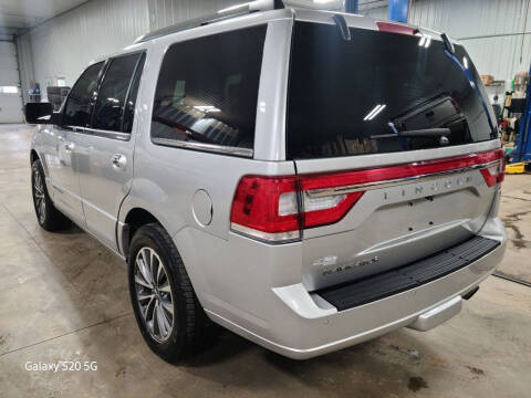 2017 Lincoln Navigator Select