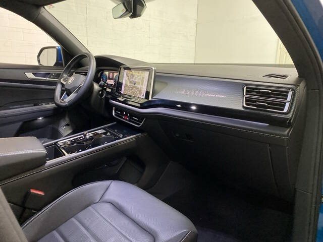 2024 Volkswagen Atlas Cross Sport SEL 4Motion