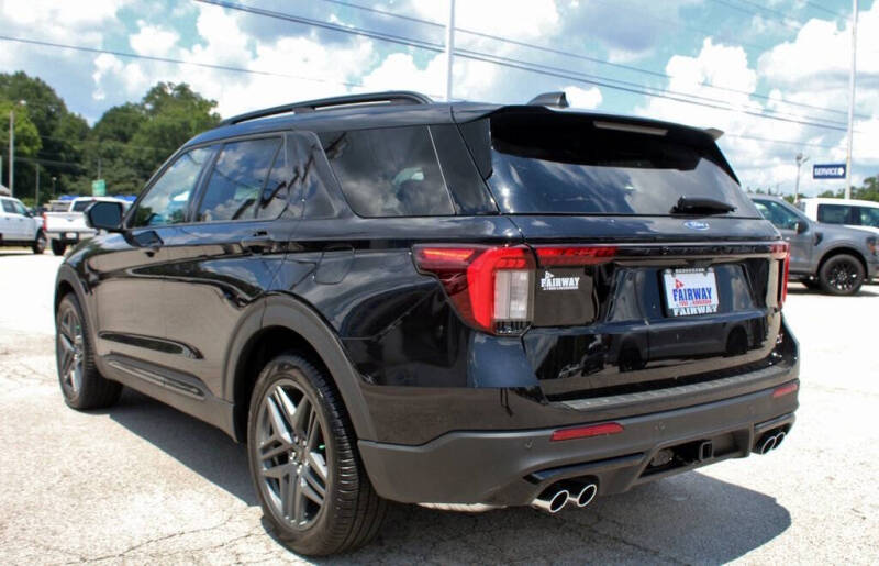 2025 Ford Explorer ST