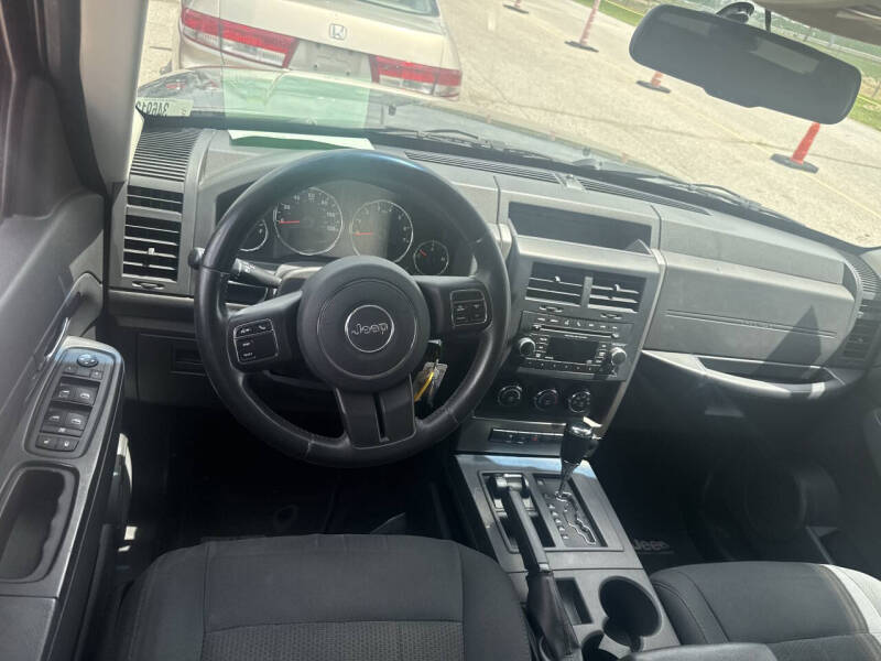 2012 Jeep Liberty Arctic