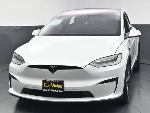 2023 Tesla Model X Standard Range
