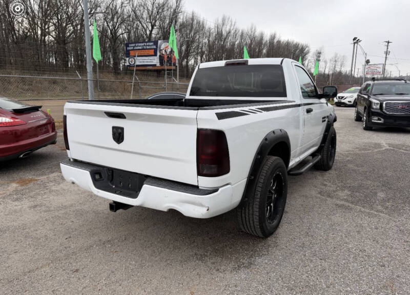 2012 RAM 1500 ST