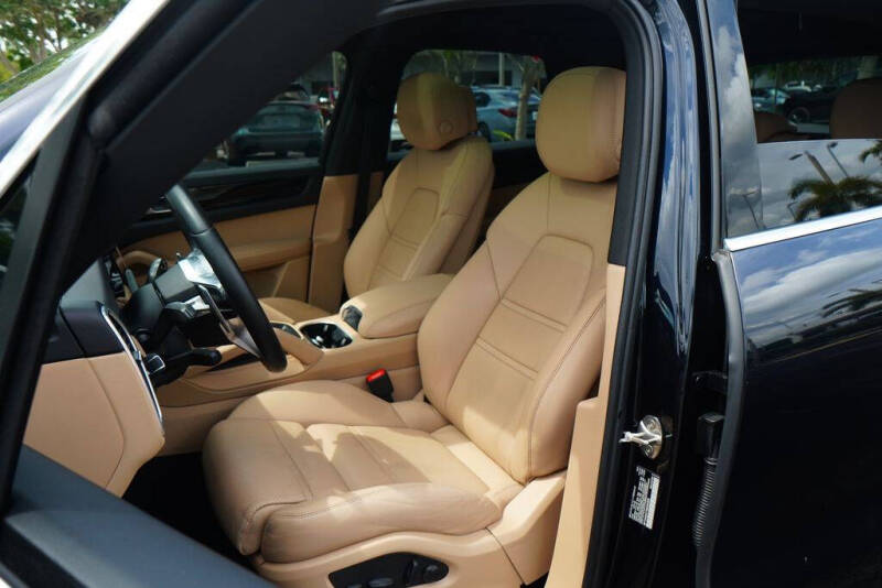 2022 Porsche Cayenne