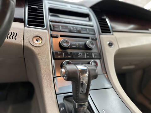 2011 Ford Taurus Limited