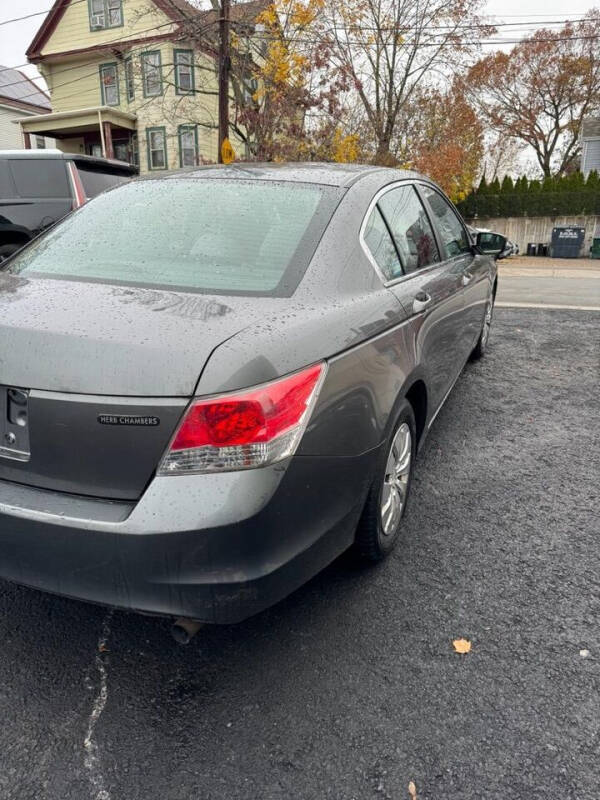 2010 Honda Accord LX photo 11