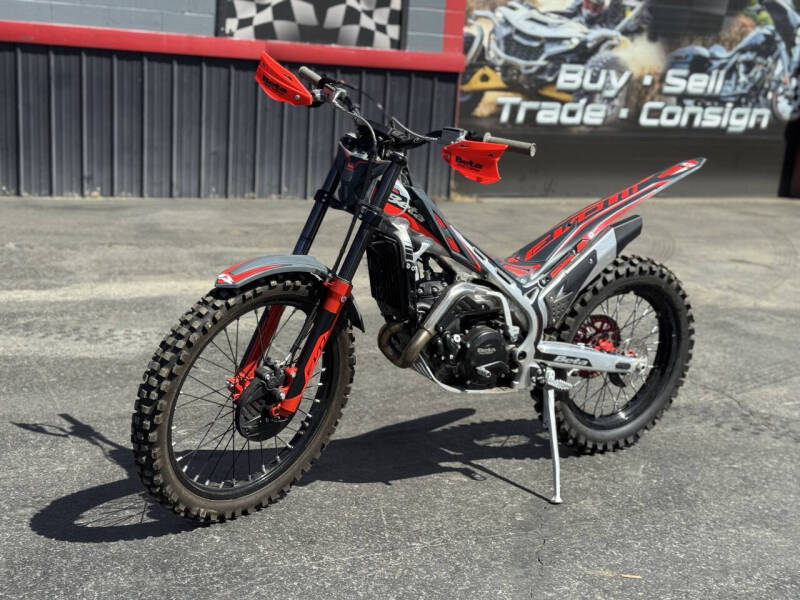 2024 Beta Evo 250 2 Stroke Trials Bike