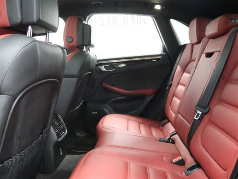 2020 Porsche Macan S