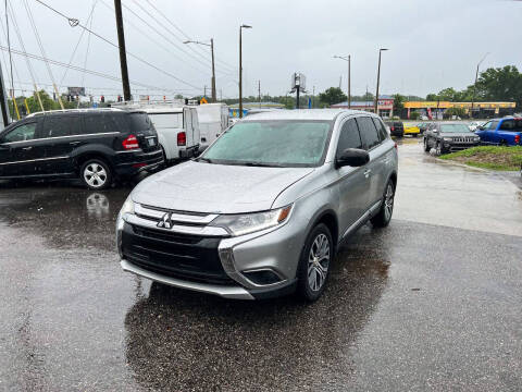 2018 Mitsubishi Outlander ES