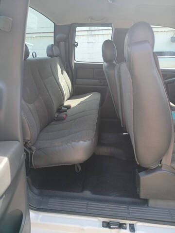 2003 Chevrolet Silverado 1500 LS