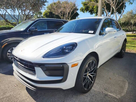 2022 Porsche Macan