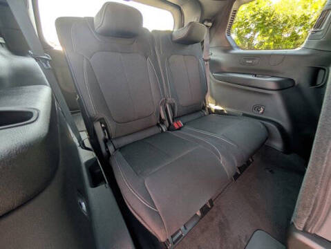 2025 Jeep Grand Cherokee L Laredo X