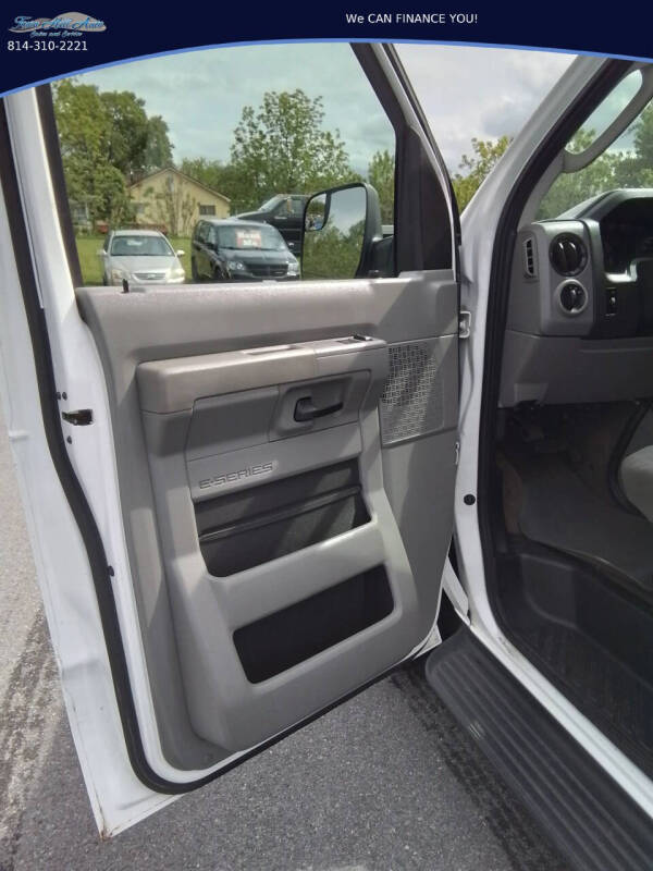 2011 Ford E-Series E-150