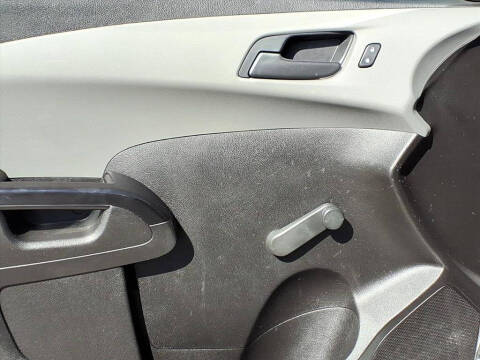 2019 Chevrolet Sonic LT Auto Fleet