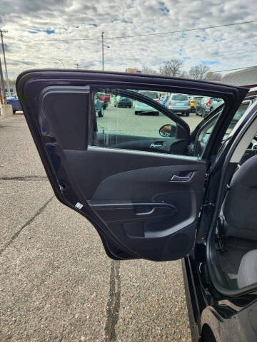 2018 Chevrolet Sonic LT Auto