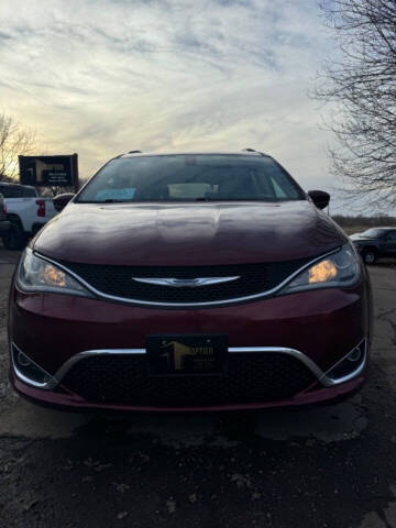 2017 Chrysler Pacifica Touring-L Plus