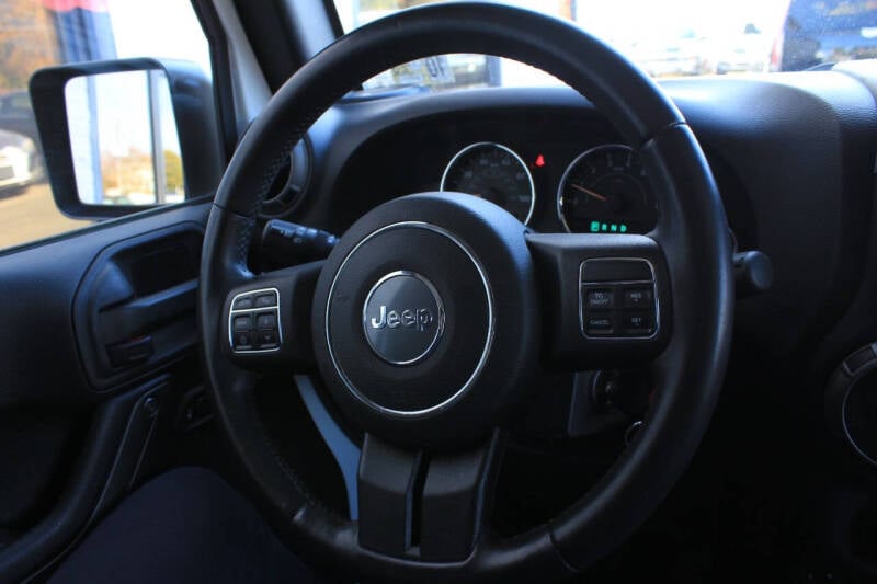 2015 Jeep Wrangler Sport photo 19