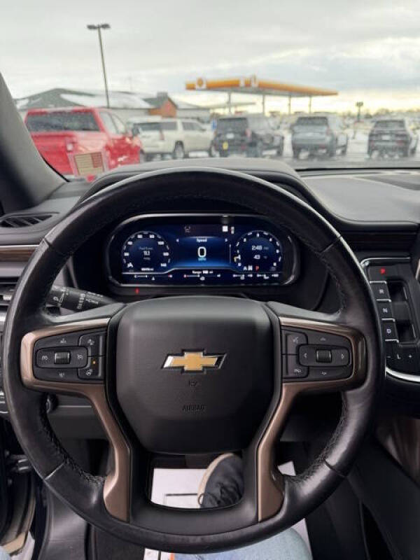 2022 Chevrolet Suburban High Country