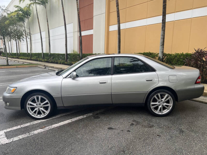 2000 Lexus ES 300