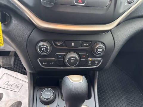 2018 Jeep Cherokee Latitude