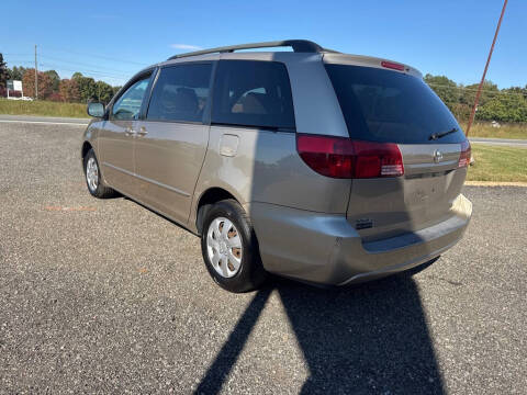 2005 Toyota Sienna