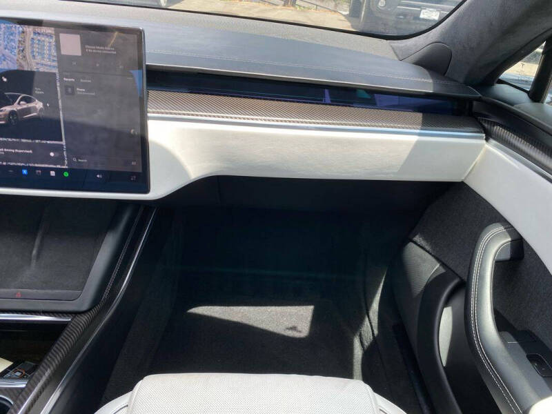 2022 Tesla Model S Plaid