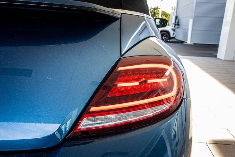 2019 Volkswagen Beetle Convertible 2.0T SE