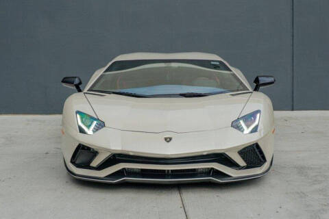 2017 Lamborghini Aventador LP 740-4 S