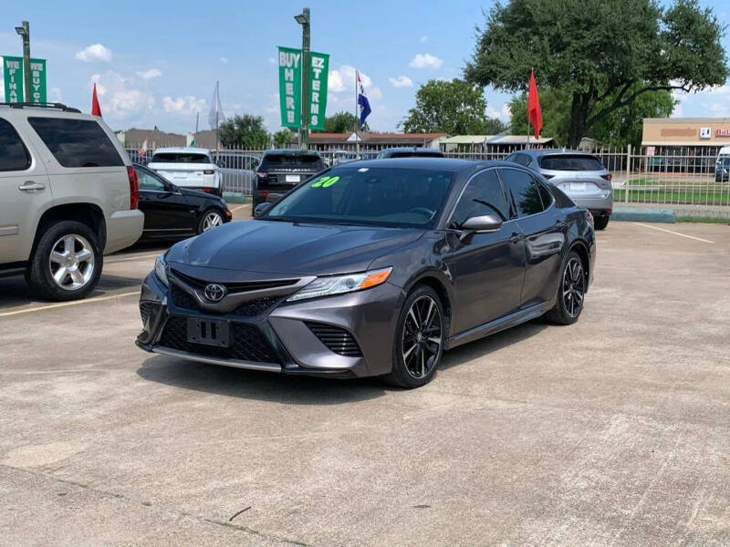 2020 Toyota Camry XSE
