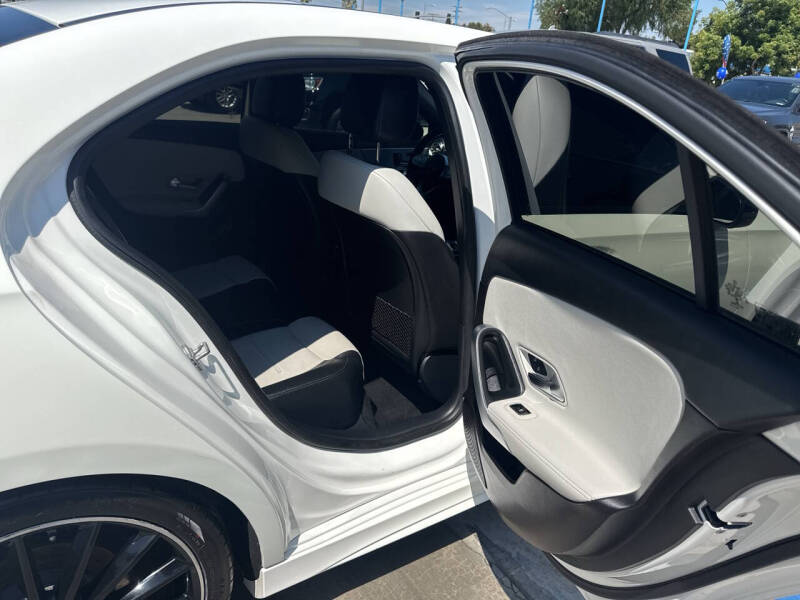 2019 Mercedes-Benz A-Class A 220