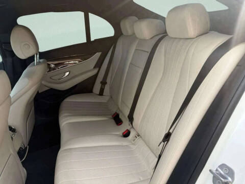 2017 Mercedes-Benz E-Class E 300 4MATIC