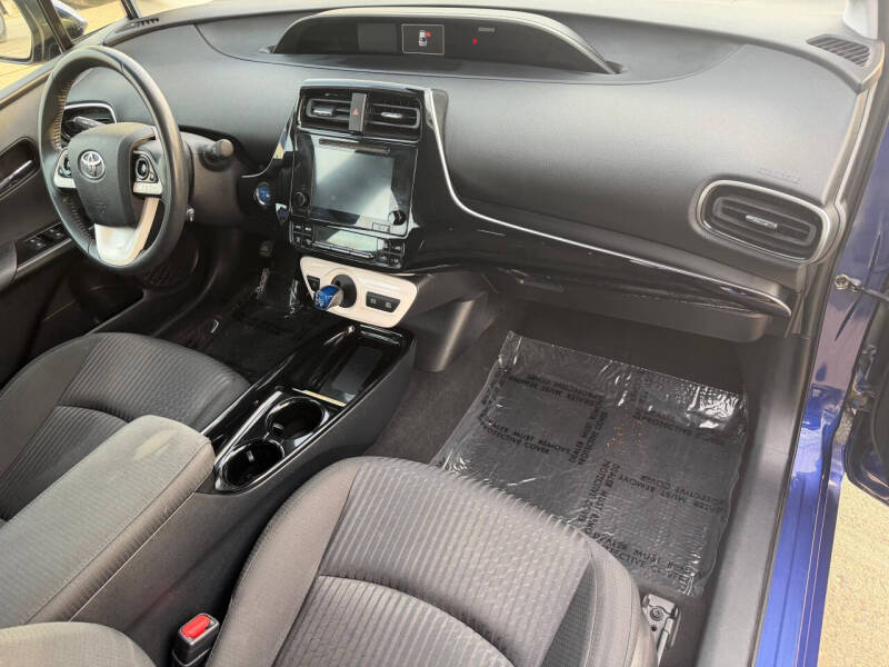 2017 Toyota Prius Three