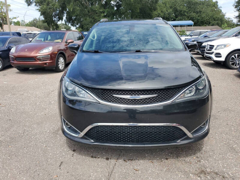 2018 Chrysler Pacifica Touring L