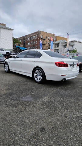 2016 BMW 5 Series 528i